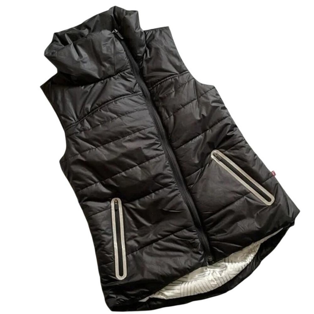 Zella dynamic primaloft black puffer vest with reflective detail